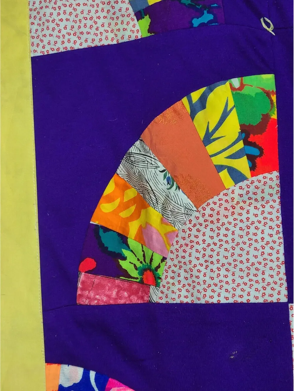 Vintage 70s Fan Tie Quilt Patchwork Polyester Cotton Lap Blanket 54×64